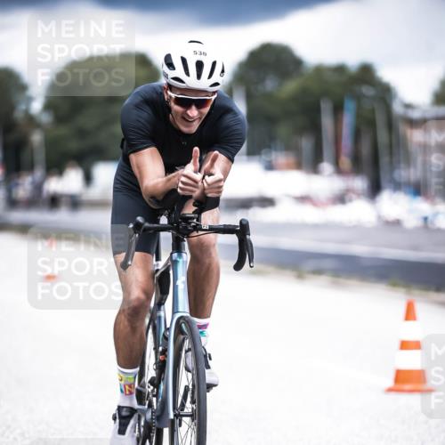 16.08.2026 - KN Förde Triathlon 2026 H.Heesch http://msf.ph/oto/9981807 16.08.2026 12:50:43 Radfahren 530, 710 meine-sportfotos.de