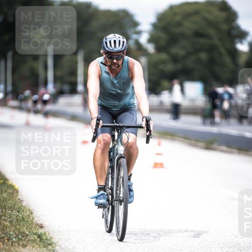 16.08.2026 - KN Förde Triathlon 2026 H.Heesch http://msf.ph/oto/9981866 16.08.2026 12:51:21 Radfahren 506 meine-sportfotos.de