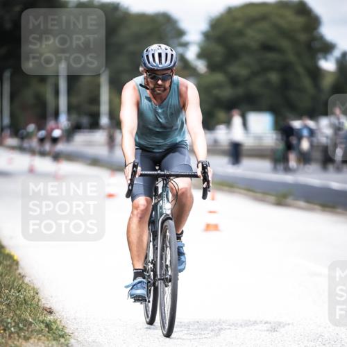 16.08.2026 - KN Förde Triathlon 2026 H.Heesch http://msf.ph/oto/9981867 16.08.2026 12:51:21 Radfahren 506 meine-sportfotos.de