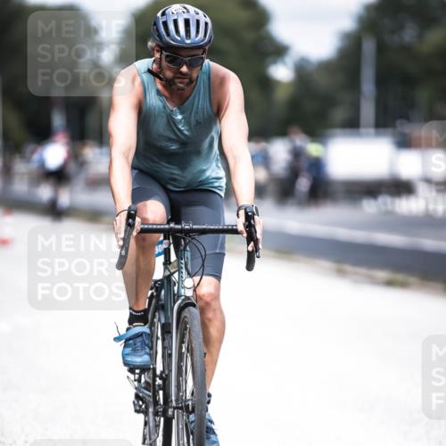 16.08.2026 - KN Förde Triathlon 2026 H.Heesch http://msf.ph/oto/9981877 16.08.2026 12:51:21 Radfahren 506 meine-sportfotos.de