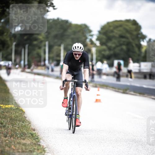 16.08.2026 - KN Förde Triathlon 2026 H.Heesch http://msf.ph/oto/9981905 16.08.2026 12:51:44 Radfahren 549, 550, 551, 574 meine-sportfotos.de