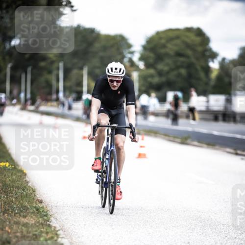 16.08.2026 - KN Förde Triathlon 2026 H.Heesch http://msf.ph/oto/9981907 16.08.2026 12:51:45 Radfahren 549, 550, 551, 574 meine-sportfotos.de