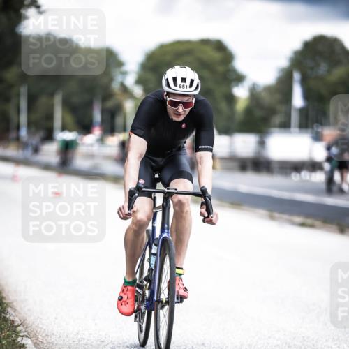 16.08.2026 - KN Förde Triathlon 2026 H.Heesch http://msf.ph/oto/9981916 16.08.2026 12:51:45 Radfahren 549, 550, 551, 574 meine-sportfotos.de