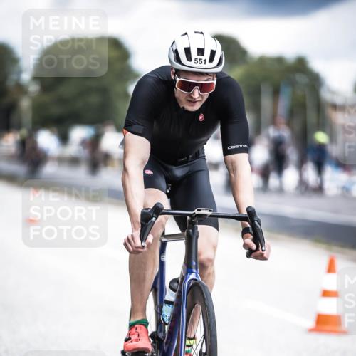 16.08.2026 - KN Förde Triathlon 2026 H.Heesch http://msf.ph/oto/9981923 16.08.2026 12:51:45 Radfahren 549, 550, 551, 574 meine-sportfotos.de