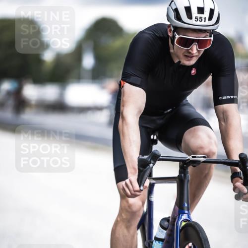 16.08.2026 - KN Förde Triathlon 2026 H.Heesch http://msf.ph/oto/9981927 16.08.2026 12:51:46 Radfahren 549, 550, 551, 557, 574 meine-sportfotos.de