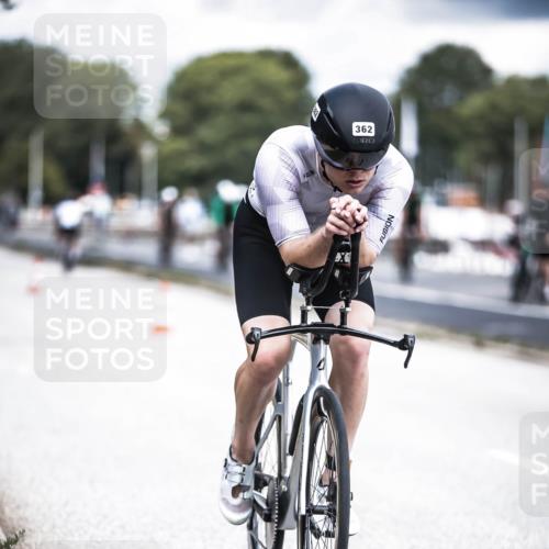16.08.2026 - KN Förde Triathlon 2026 H.Heesch http://msf.ph/oto/9981942 16.08.2026 12:51:53 Radfahren 362, 510, 552, 557, 703 meine-sportfotos.de