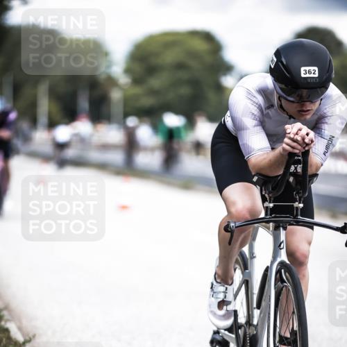16.08.2026 - KN Förde Triathlon 2026 H.Heesch http://msf.ph/oto/9981944 16.08.2026 12:51:53 Radfahren 362, 510, 552, 557, 703 meine-sportfotos.de