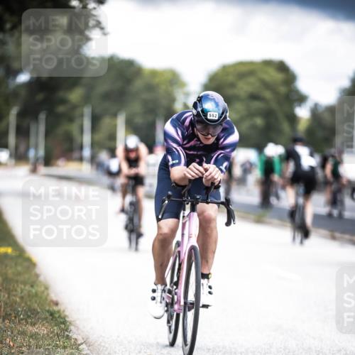 16.08.2026 - KN Förde Triathlon 2026 H.Heesch http://msf.ph/oto/9981947 16.08.2026 12:51:55 Radfahren 362, 510, 552, 703 meine-sportfotos.de