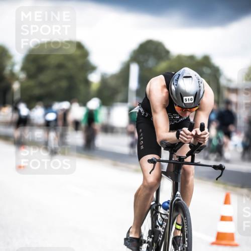 16.08.2026 - KN Förde Triathlon 2026 H.Heesch http://msf.ph/oto/9981967 16.08.2026 12:51:57 Radfahren 510, 552, 703 meine-sportfotos.de