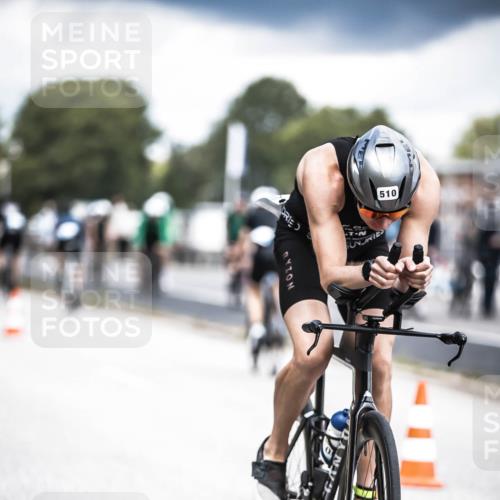 16.08.2026 - KN Förde Triathlon 2026 H.Heesch http://msf.ph/oto/9981968 16.08.2026 12:51:57 Radfahren 510, 552, 703 meine-sportfotos.de