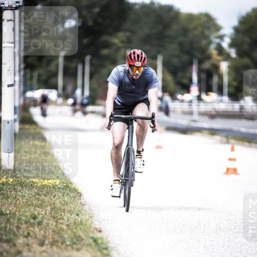 16.08.2026 - KN Förde Triathlon 2026 H.Heesch http://msf.ph/oto/9981976 16.08.2026 12:52:10 Radfahren 505, 531 meine-sportfotos.de