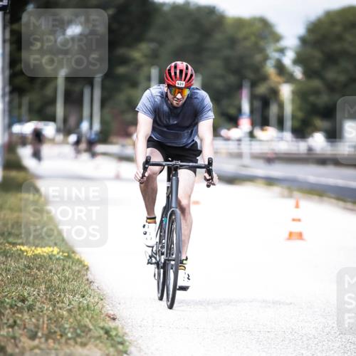 16.08.2026 - KN Förde Triathlon 2026 H.Heesch http://msf.ph/oto/9981981 16.08.2026 12:52:10 Radfahren 505, 531 meine-sportfotos.de