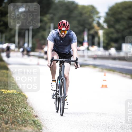 16.08.2026 - KN Förde Triathlon 2026 H.Heesch http://msf.ph/oto/9981983 16.08.2026 12:52:10 Radfahren 505, 531 meine-sportfotos.de