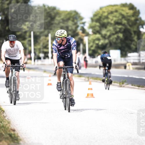 16.08.2026 - KN Förde Triathlon 2026 H.Heesch http://msf.ph/oto/9981995 16.08.2026 12:52:36 Radfahren 532, 533, 558 meine-sportfotos.de