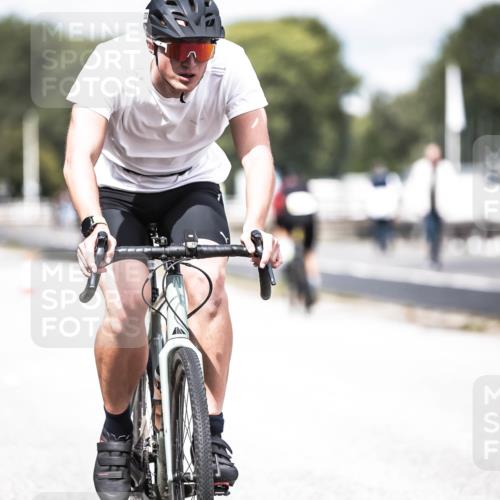 16.08.2026 - KN Förde Triathlon 2026 H.Heesch http://msf.ph/oto/9982024 16.08.2026 12:52:38 Radfahren 532, 533, 558 meine-sportfotos.de