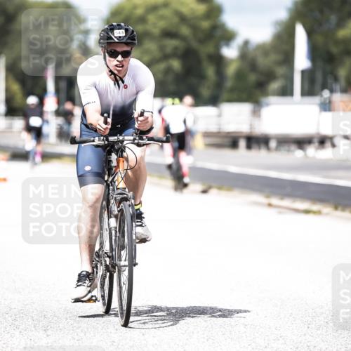 16.08.2026 - KN Förde Triathlon 2026 H.Heesch http://msf.ph/oto/9982071 16.08.2026 12:52:59 Radfahren 502, 538, 548, 587 meine-sportfotos.de