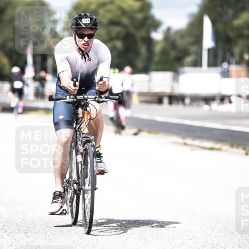 16.08.2026 - KN Förde Triathlon 2026 H.Heesch http://msf.ph/oto/9982072 16.08.2026 12:52:59 Radfahren 502, 538, 548, 587 meine-sportfotos.de
