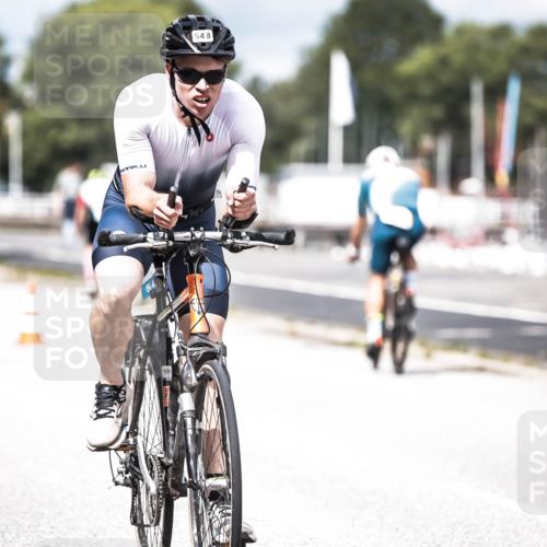 16.08.2026 - KN Förde Triathlon 2026 H.Heesch http://msf.ph/oto/9982079 16.08.2026 12:53:00 Radfahren 502, 535, 538, 548, 587, 733 meine-sportfotos.de