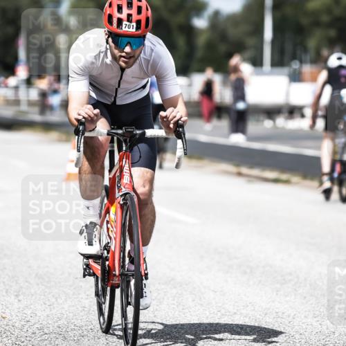 16.08.2026 - KN Förde Triathlon 2026 H.Heesch http://msf.ph/oto/9982114 16.08.2026 12:53:11 Radfahren 561, 701 meine-sportfotos.de