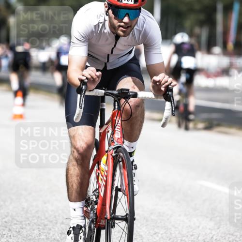 16.08.2026 - KN Förde Triathlon 2026 H.Heesch http://msf.ph/oto/9982119 16.08.2026 12:53:11 Radfahren 561, 701 meine-sportfotos.de
