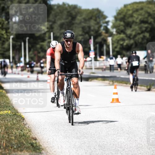 16.08.2026 - KN Förde Triathlon 2026 H.Heesch http://msf.ph/oto/9982125 16.08.2026 12:53:23 Radfahren 517, 556, 569, 588, 719 meine-sportfotos.de