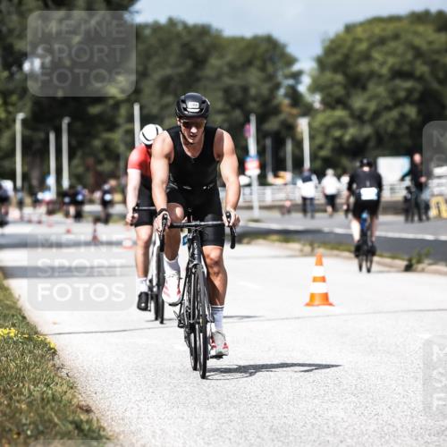 16.08.2026 - KN Förde Triathlon 2026 H.Heesch http://msf.ph/oto/9982127 16.08.2026 12:53:23 Radfahren 517, 556, 569, 588, 719 meine-sportfotos.de
