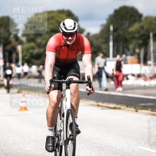 16.08.2026 - KN Förde Triathlon 2026 H.Heesch http://msf.ph/oto/9982151 16.08.2026 12:53:25 Radfahren 517, 556, 569, 588, 719 meine-sportfotos.de
