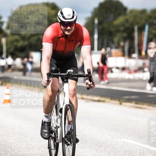 16.08.2026 - KN Förde Triathlon 2026 H.Heesch http://msf.ph/oto/9982153 16.08.2026 12:53:25 Radfahren 517, 556, 569, 588, 719 meine-sportfotos.de