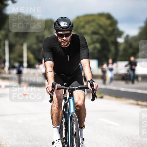 16.08.2026 - KN Förde Triathlon 2026 H.Heesch http://msf.ph/oto/9982190 16.08.2026 12:53:36 Radfahren 544, 575 meine-sportfotos.de
