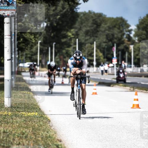16.08.2026 - KN Förde Triathlon 2026 H.Heesch http://msf.ph/oto/9982216 16.08.2026 12:54:06 Radfahren 505, 545, 574 meine-sportfotos.de