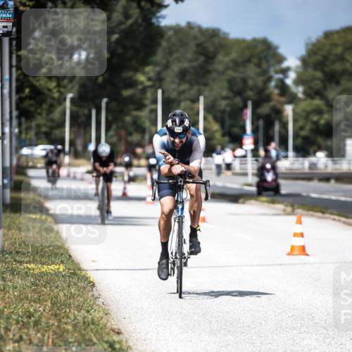 16.08.2026 - KN Förde Triathlon 2026 H.Heesch http://msf.ph/oto/9982223 16.08.2026 12:54:06 Radfahren 505, 545, 574 meine-sportfotos.de