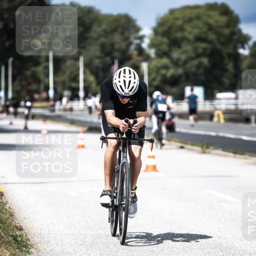 16.08.2026 - KN Förde Triathlon 2026 H.Heesch http://msf.ph/oto/9982252 16.08.2026 12:54:09 Radfahren 505, 545, 574 meine-sportfotos.de