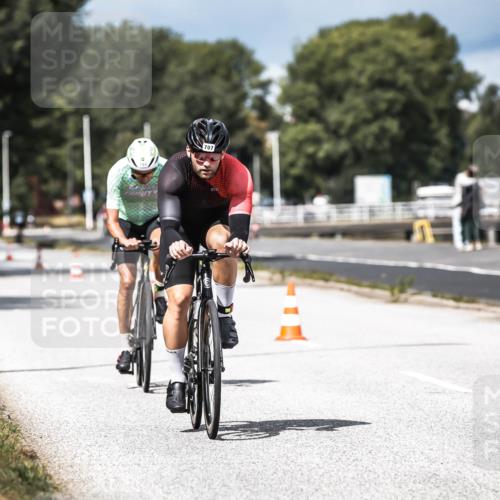 16.08.2026 - KN Förde Triathlon 2026 H.Heesch http://msf.ph/oto/9982303 16.08.2026 12:54:32 Radfahren 518, 539, 591, 702, 707 meine-sportfotos.de