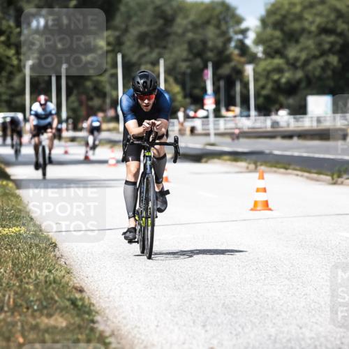 16.08.2026 - KN Förde Triathlon 2026 H.Heesch http://msf.ph/oto/9982326 16.08.2026 12:54:42 Radfahren 503, 568, 708 meine-sportfotos.de