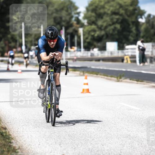 16.08.2026 - KN Förde Triathlon 2026 H.Heesch http://msf.ph/oto/9982333 16.08.2026 12:54:42 Radfahren 503, 568, 708 meine-sportfotos.de