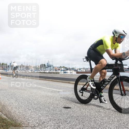 16.08.2026 - KN Förde Triathlon 2026 H.Heesch http://msf.ph/oto/9982371 16.08.2026 11:31:44 Radfahren 338, 351, 801 meine-sportfotos.de