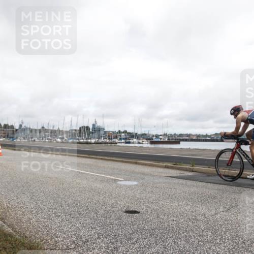 16.08.2026 - KN Förde Triathlon 2026 H.Heesch http://msf.ph/oto/9982416 16.08.2026 11:34:47 Radfahren 345, 358, 374, 394, 400, 410 meine-sportfotos.de