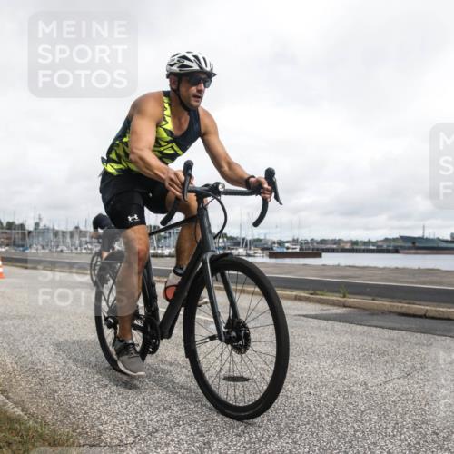 16.08.2026 - KN Förde Triathlon 2026 H.Heesch http://msf.ph/oto/9982425 16.08.2026 11:35:04 Radfahren 322, 364, 401 meine-sportfotos.de