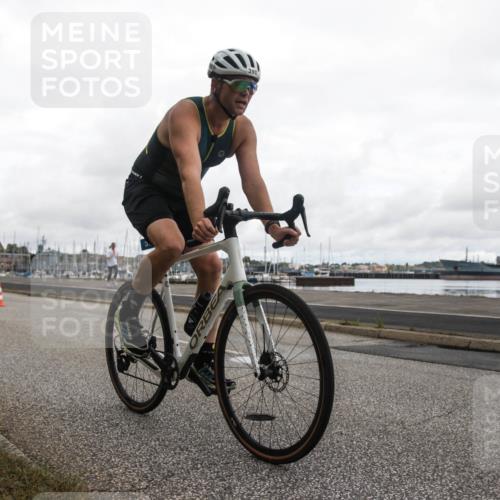 16.08.2026 - KN Förde Triathlon 2026 H.Heesch http://msf.ph/oto/9982492 16.08.2026 11:40:11 Radfahren 417, 427 meine-sportfotos.de