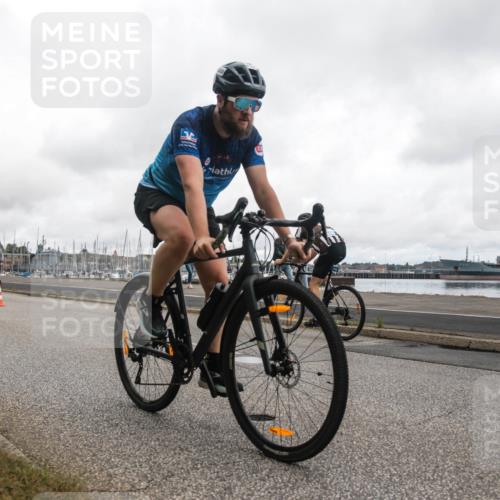 16.08.2026 - KN Förde Triathlon 2026 H.Heesch http://msf.ph/oto/9982554 16.08.2026 11:45:03 Radfahren 422, 438, 439 meine-sportfotos.de