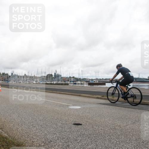 16.08.2026 - KN Förde Triathlon 2026 H.Heesch http://msf.ph/oto/9982571 16.08.2026 11:46:49 Radfahren  meine-sportfotos.de
