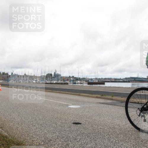 16.08.2026 - KN Förde Triathlon 2026 H.Heesch http://msf.ph/oto/9982578 16.08.2026 11:47:58 Radfahren 417, 439 meine-sportfotos.de