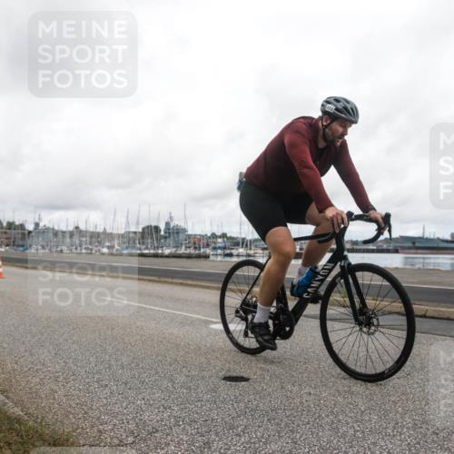 16.08.2026 - KN Förde Triathlon 2026 H.Heesch http://msf.ph/oto/9982580 16.08.2026 11:48:05 Radfahren 439 meine-sportfotos.de