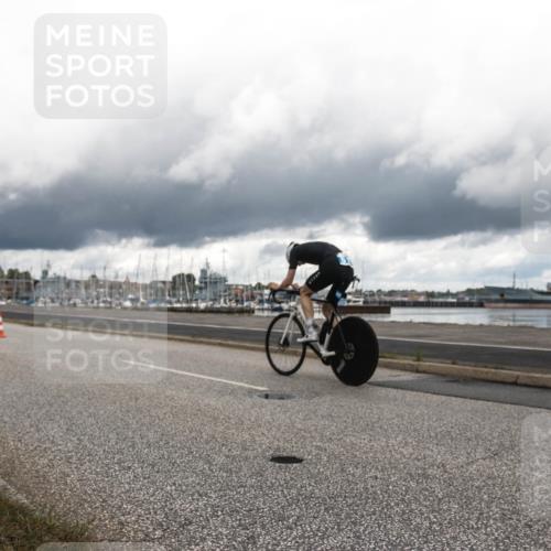 16.08.2026 - KN Förde Triathlon 2026 H.Heesch http://msf.ph/oto/9982650 16.08.2026 12:45:06 Radfahren  meine-sportfotos.de