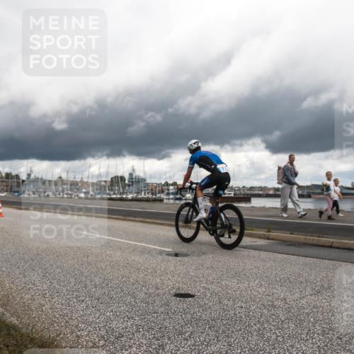 16.08.2026 - KN Förde Triathlon 2026 H.Heesch http://msf.ph/oto/9982657 16.08.2026 12:46:37 Radfahren 514, 523 meine-sportfotos.de