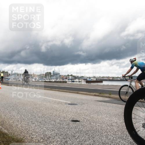 16.08.2026 - KN Förde Triathlon 2026 H.Heesch http://msf.ph/oto/9982685 16.08.2026 12:49:59 Radfahren 362, 507, 510, 519, 521, 527 meine-sportfotos.de