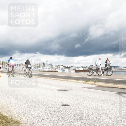 16.08.2026 - KN Förde Triathlon 2026 H.Heesch http://msf.ph/oto/9982733 16.08.2026 12:53:00 Radfahren 502, 535, 538, 548, 587, 733 meine-sportfotos.de