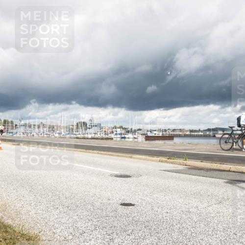 16.08.2026 - KN Förde Triathlon 2026 H.Heesch http://msf.ph/oto/9982737 16.08.2026 12:53:02 Radfahren 502, 535, 548, 559, 587, 733 meine-sportfotos.de