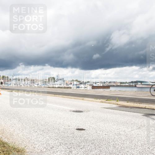 16.08.2026 - KN Förde Triathlon 2026 H.Heesch http://msf.ph/oto/9982739 16.08.2026 12:53:02 Radfahren 502, 535, 548, 559, 587, 733 meine-sportfotos.de