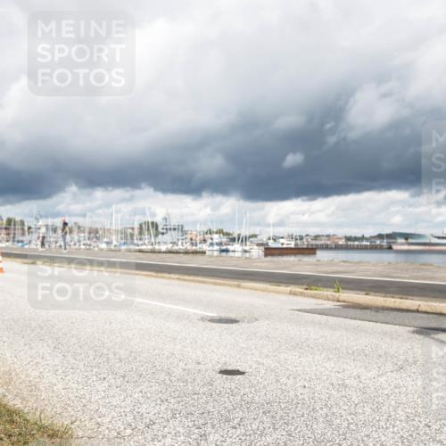 16.08.2026 - KN Förde Triathlon 2026 H.Heesch http://msf.ph/oto/9982771 16.08.2026 12:53:21 Radfahren 517, 556, 588 meine-sportfotos.de